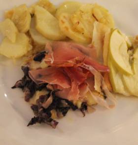 Kulinarische Köstlichkeiten aus Umbrien, mit Liebe zubereitet. Photo: Gomez
