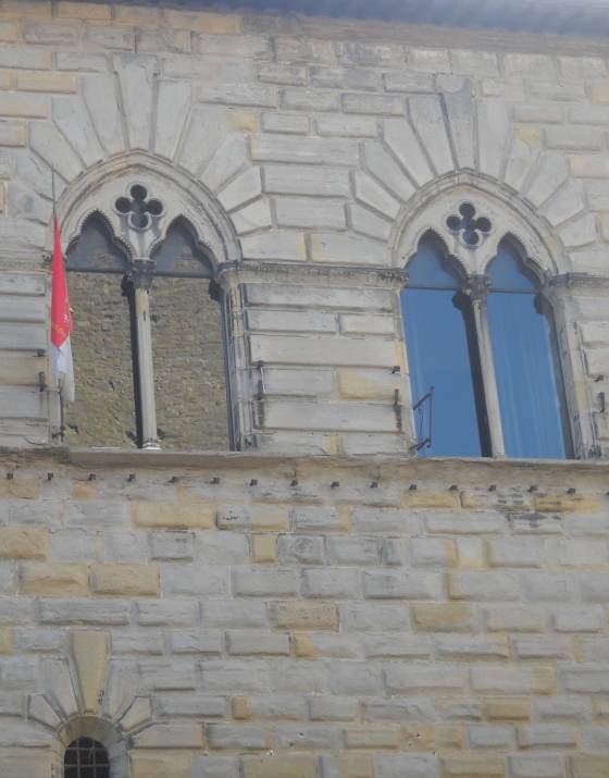 citta_castello_palazzo_est.jpg